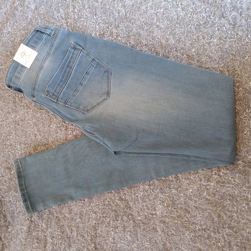 NWT Nine Planet Skinny Jeans Sz. 7